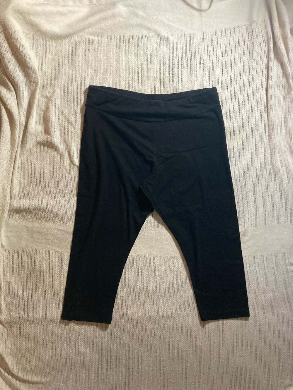 Time and Tru Black Cotton Blend Capri Leggings Size XL 16-18
